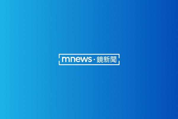 大S與具俊曄一同接受時尚雜誌採訪,暢聊這20多年來的戀愛點滴。(翻攝自大S IG)